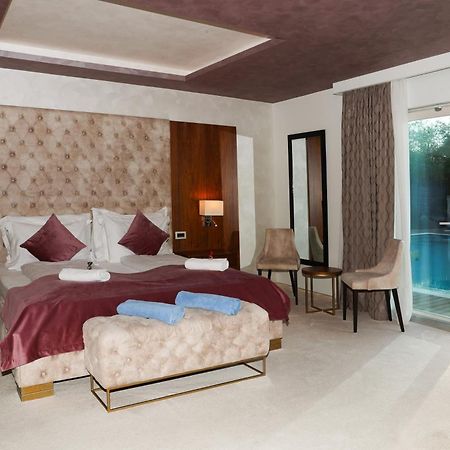Villa Pasis Rovinj Exteriör bild