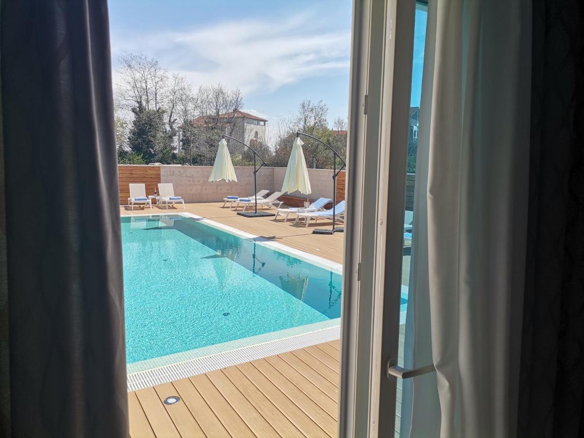 Villa Pasis Rovinj Exteriör bild
