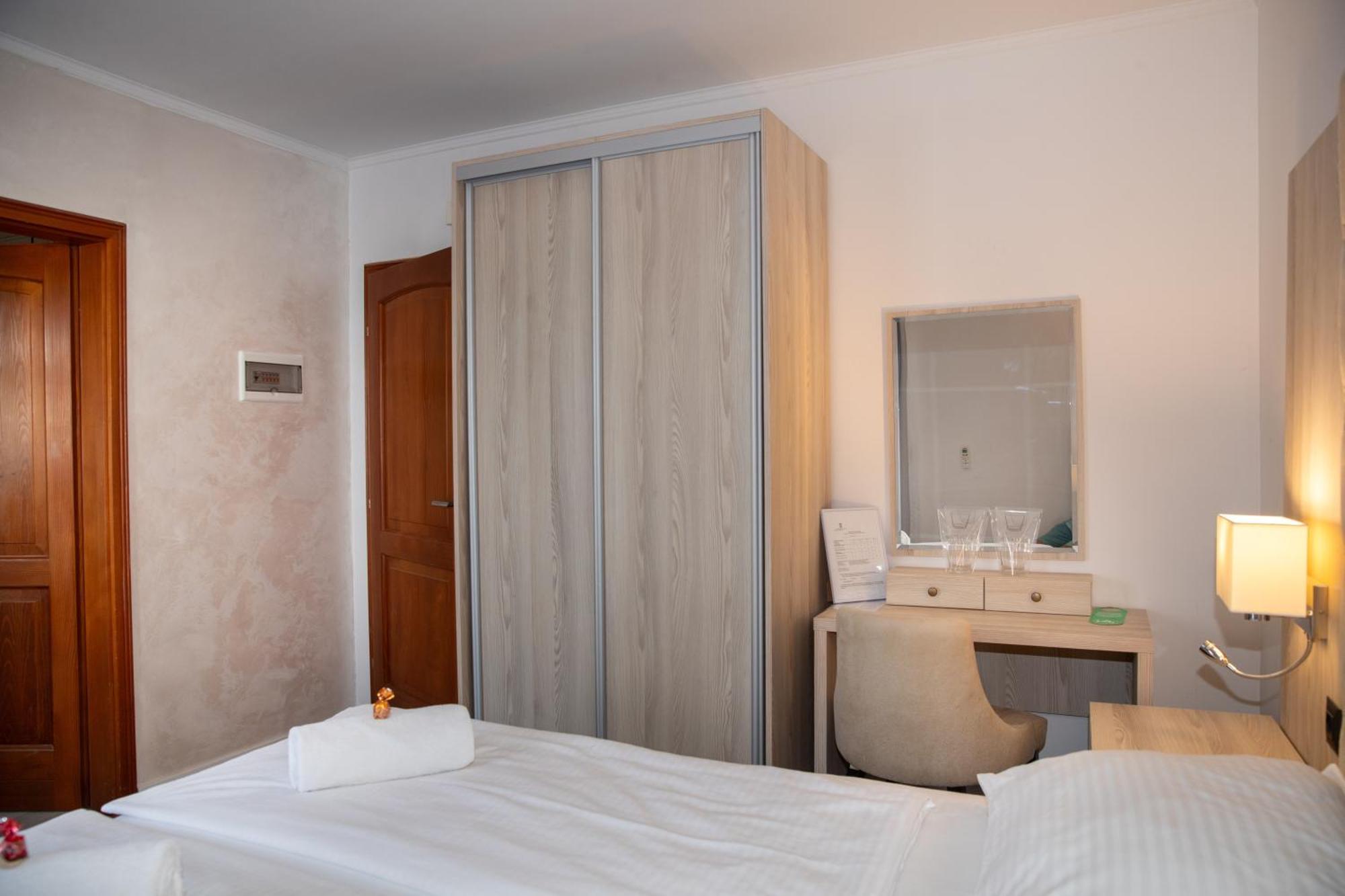 Villa Pasis Rovinj Exteriör bild